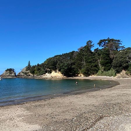Kereru Cabin - Spectacular Seaviews, Rustic, Glamping Eco Adventure ปาล์มบีช ภายนอก รูปภาพ